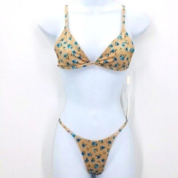 Frankie's Bikinis Other - NWT Frankie’s Bikinis set blue roses top M bottom XS BoxA